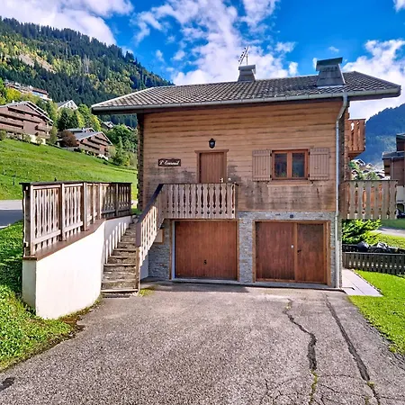 Ecureuil Ecr Charming & Nature 5 Pers * Châtel