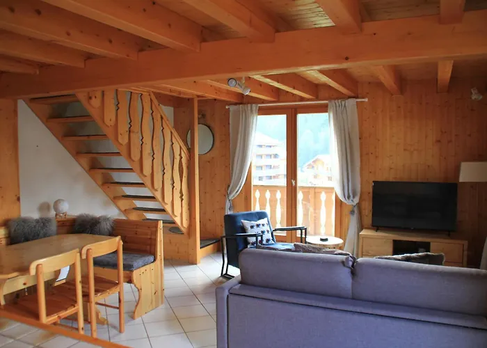 Ecureuil Ecr Charming & Nature 5 Pers * Châtel